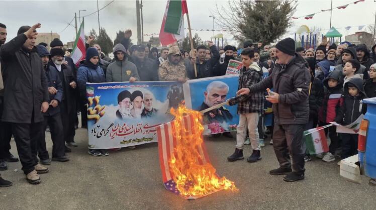 حماسه مردمی راهپیمایی 22 بهمن شهر کرسف/1404